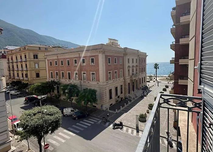 Stabia Junior Bed & Breakfast 4*